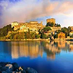 Apartment In Bolsena
